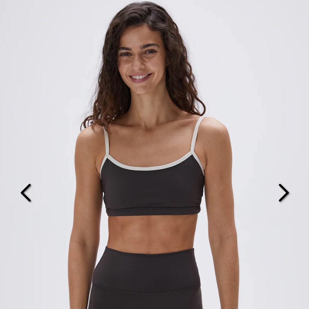 Adanola contrast scoop neck sports bra